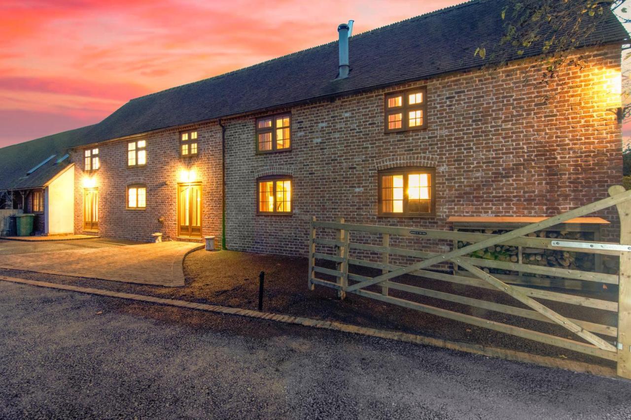 The Roost Group - The Coach House - Hot Tub Vila Gravesend Exterior foto